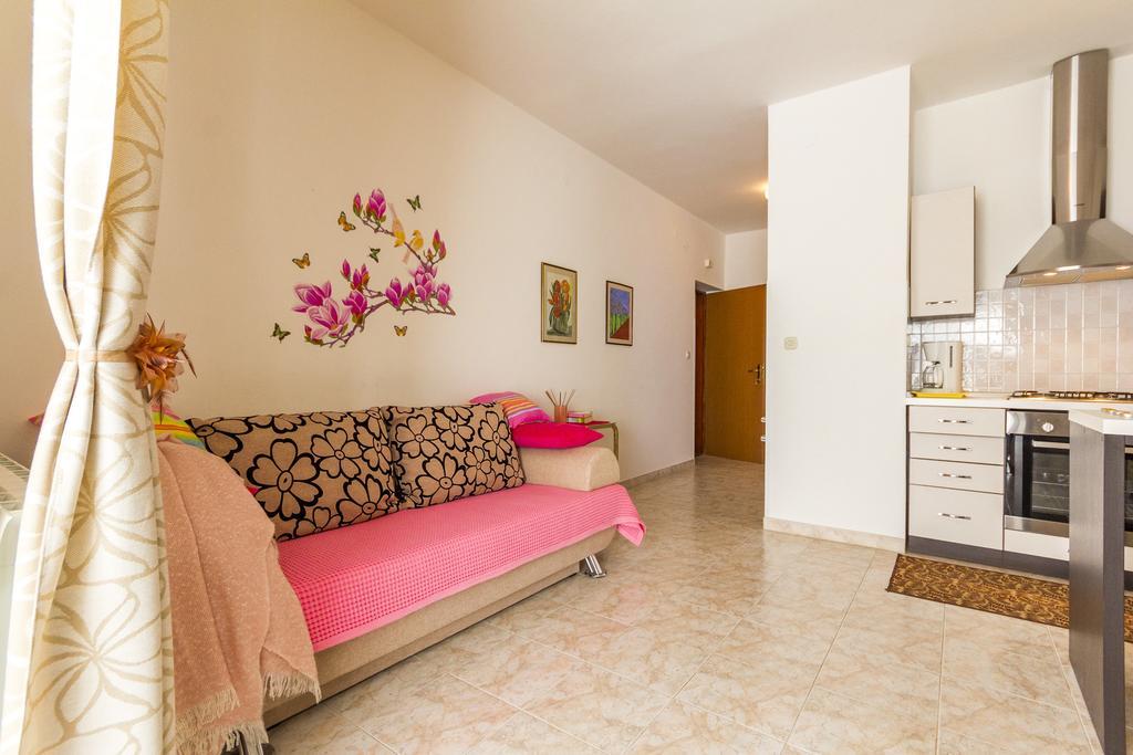 Apartment Lori Фажана Екстер'єр фото
