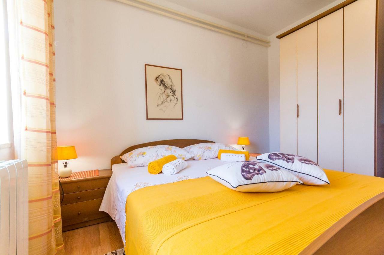 Apartment Lori Фажана Екстер'єр фото